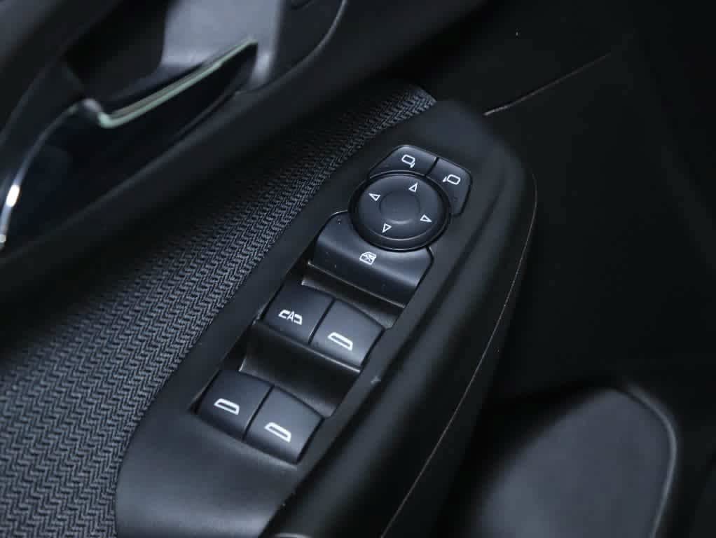 Used 2021 Chevrolet TrailBlazer LT w/ Convenience Package FWD image 16