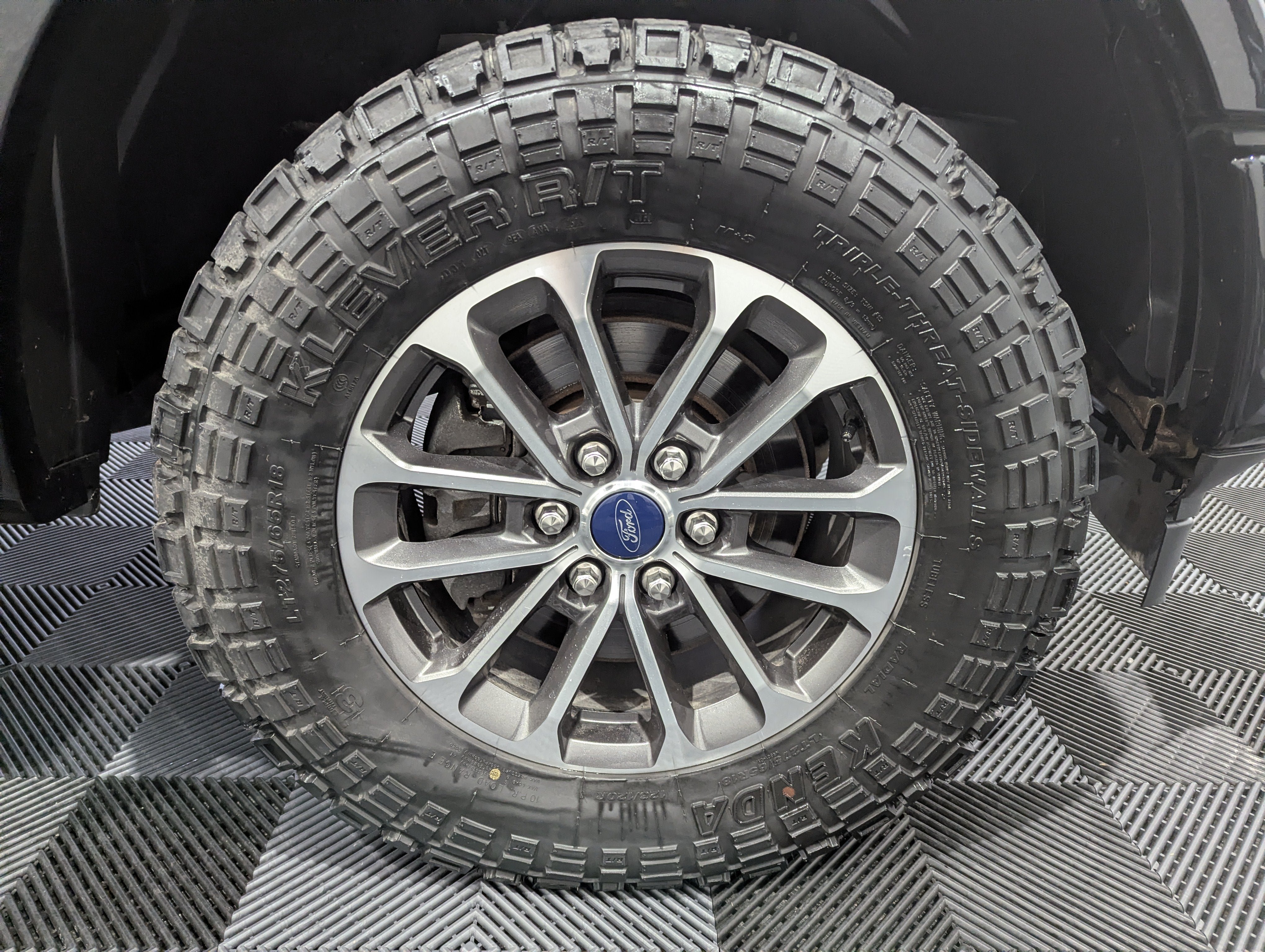 Used 2019 Ford F150 XLT w/ Equipment Group 302A Luxury AWD/4WD image 6