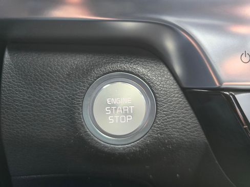 Used 2022 Kia Telluride EX w/ EX Premium Package image 19