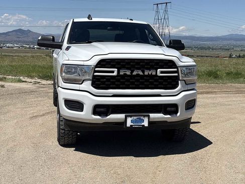 Used 2022 RAM 2500 Big Horn AWD/4WD image 10