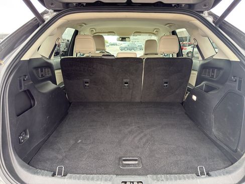 Used 2024 Ford Edge Titanium AWD/4WD image 11
