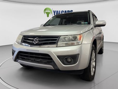 Used 2013 Suzuki Grand Vitara Limited AWD/4WD image 9