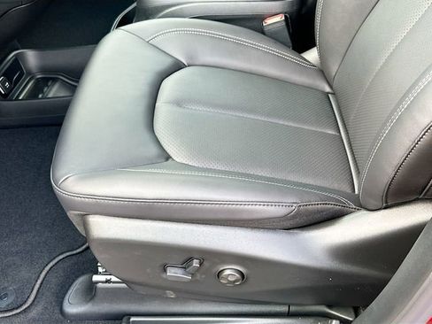 New 2026 Chrysler Pacifica Select w/ S Appearance Package image 13