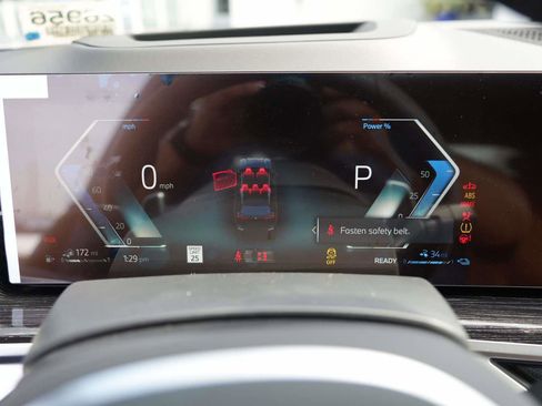 New 2026 BMW X5 xDrive50e w/ M Sport Package image 19