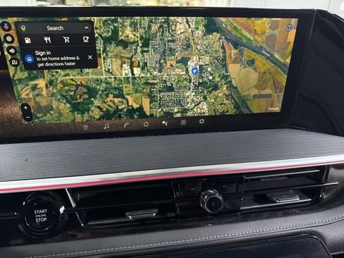 Used 2025 INFINITI QX80 Sensory AWD/4WD image 5