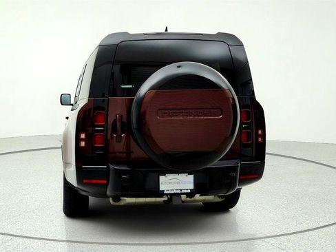 Used 2024 Land Rover Defender 130 X-Dynamic SE AWD/4WD image 6