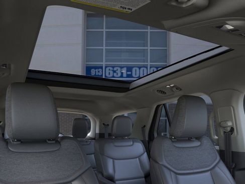 New 2026 Ford Explorer Active w/ Active Comfort Package AWD/4WD image 22
