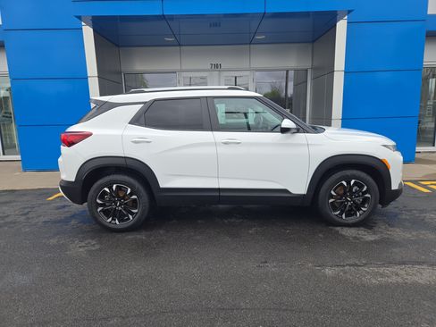 Certified 2023 Chevrolet TrailBlazer LT FWD image 16