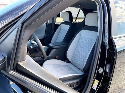 Used 2024 Chevrolet Equinox LS w/ LS Convenience Package FWD image 10