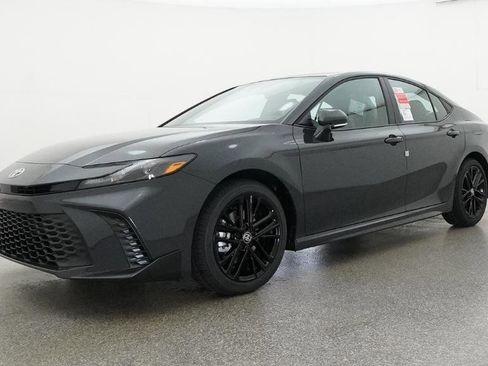 New 2026 Toyota Camry SE image 28