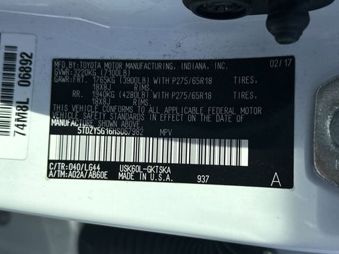 Used 2017 Toyota Sequoia SR5 w/ Premium Package image 36