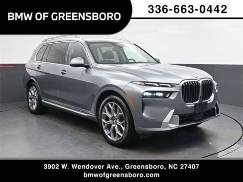 Used 2024 BMW X7 xDrive40i image 1
