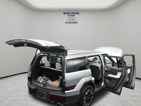 New 2026 Hyundai Santa Fe SE FWD image 17