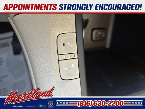 Used 2019 GMC Acadia Denali AWD/4WD image 60