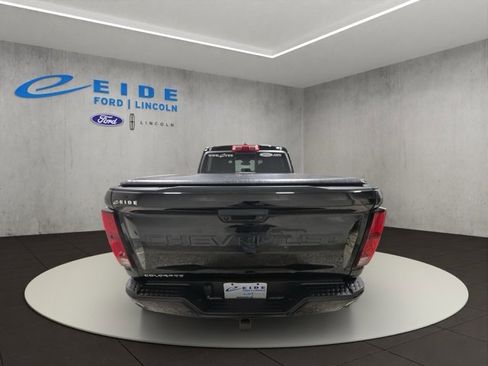 Used 2025 Chevrolet Colorado Z71 w/ Technology Package image 7