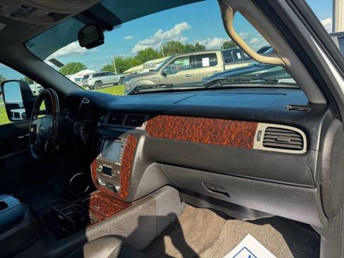 Used 2013 GMC Sierra 3500 Denali image 10