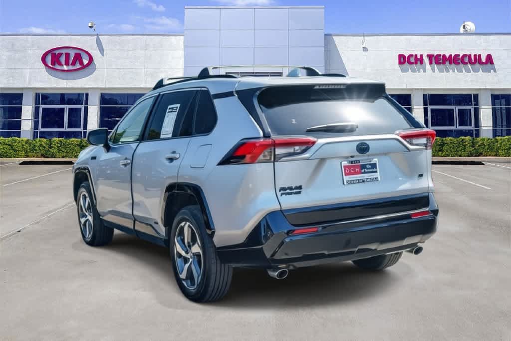 Used 2023 Toyota RAV4 SE w/ Weather & Moonroof Package AWD/4WD image 5