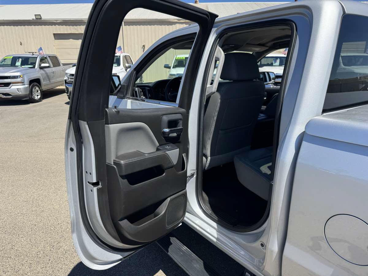 Used 2017 Chevrolet Silverado 1500 LTZ Z71 w/ LTZ Plus Package AWD/4WD image 20