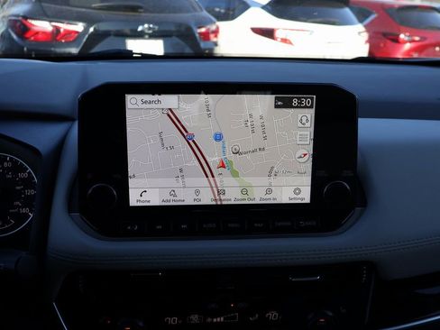 Used 2023 Nissan Rogue SL w/ SL Premium Package image 20