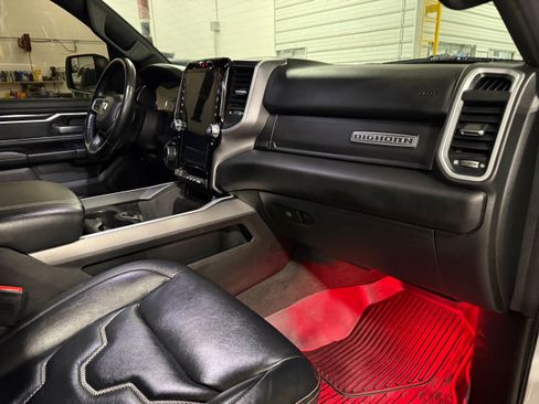 Used 2022 RAM 1500 Big Horn AWD/4WD image 11