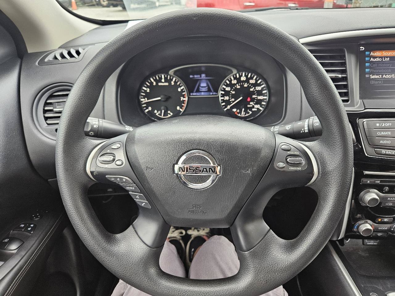 Used 2019 Nissan Pathfinder S AWD/4WD image 42