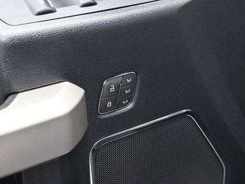 Used 2020 Ford F350 Lariat w/ Lariat Ultimate Package image 11