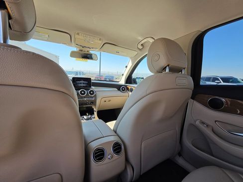 Used 2018 Mercedes-Benz GLC 300 image 17