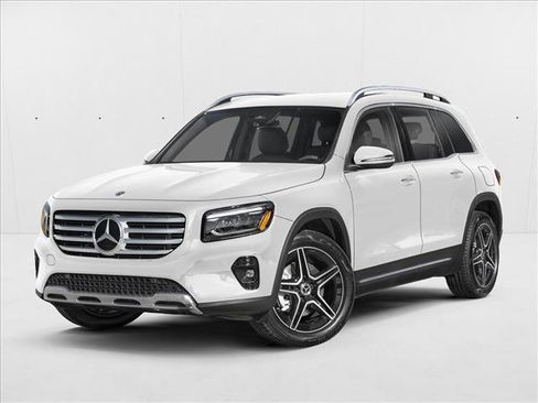 Used 2025 Mercedes-Benz GLB 250 4MATIC image 1