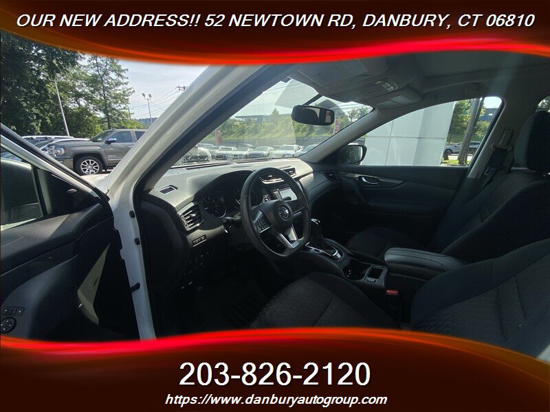 Used 2017 Nissan Rogue SV AWD/4WD image 11