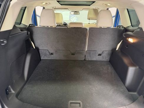 Used 2017 Ford Escape Titanium FWD image 31