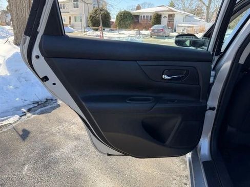 Used 2016 Nissan Altima 2.5 S w/ Power Driver Seat Package image 19
