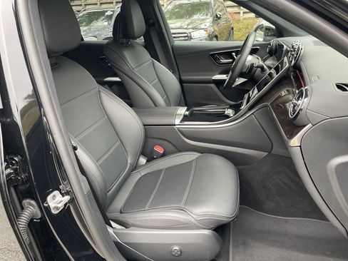 Certified 2025 Mercedes-Benz GLC 300 4MATIC image 49