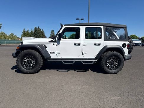 Used 2022 Jeep Wrangler Unlimited Sport AWD/4WD image 4