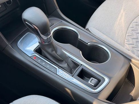 Used 2023 Chevrolet Equinox LT w/ LPO, Floor Liner Package FWD image 33