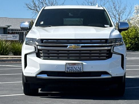 Used 2023 Chevrolet Suburban Premier image 10
