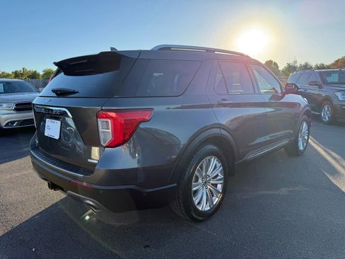 Used 2020 Ford Explorer Limited w/ Class III Trailer Tow Package image 4