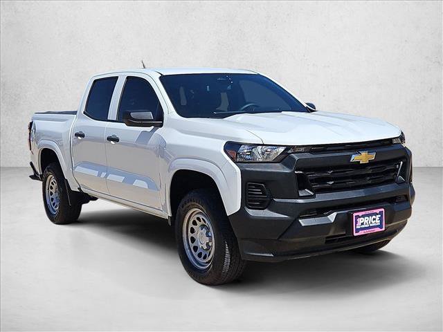 Used 2024 Chevrolet Colorado W/T w/ WT Convenience Package RWD image 3
