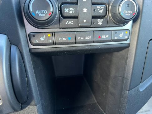 Used 2012 Honda Pilot EX-L image 18