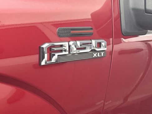 Used 2017 Ford F150 XLT w/ Equipment Group 302A Luxury AWD/4WD image 5