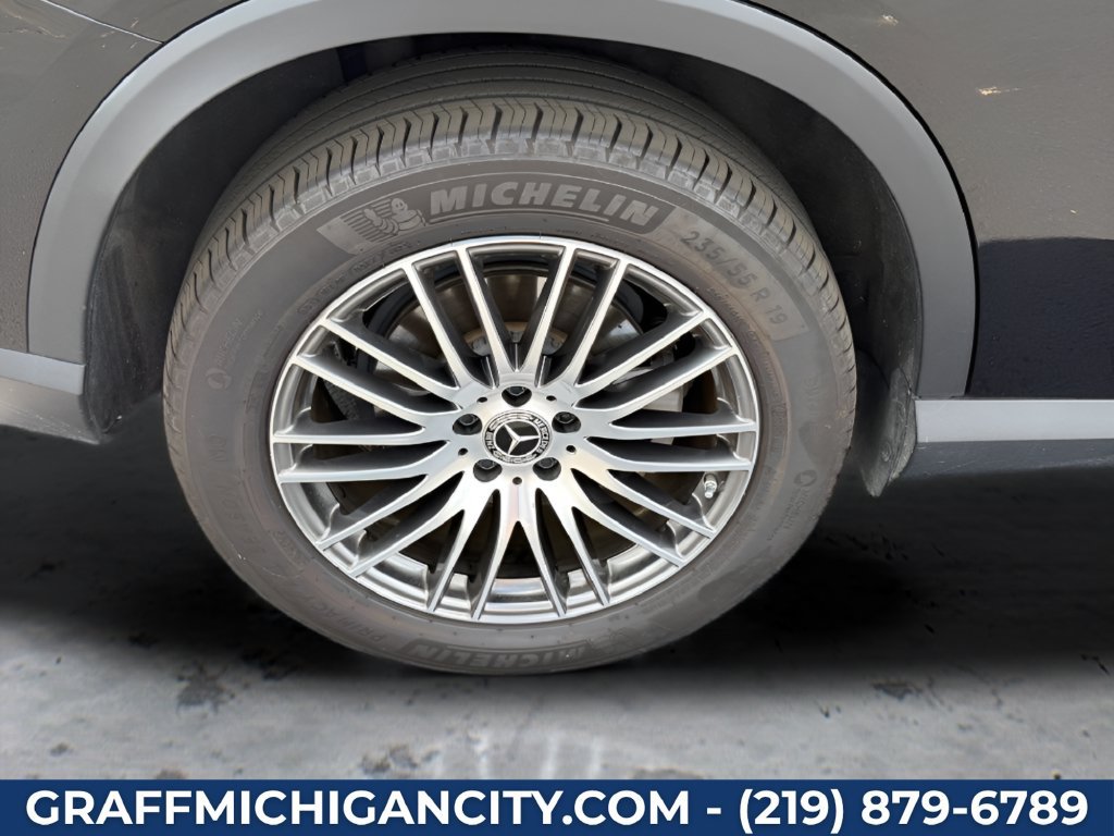 Used 2024 Mercedes-Benz GLC 300 4MATIC image 42