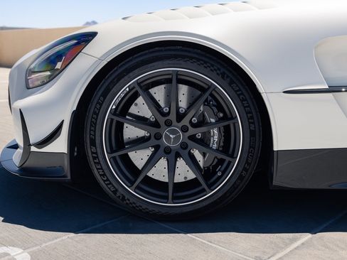 Used 2021 Mercedes-Benz AMG GT Black Series image 13