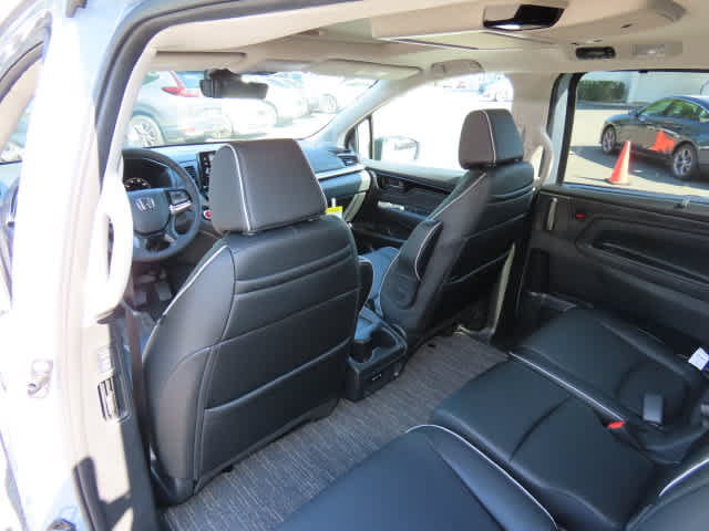 New 2027 Honda Odyssey Touring image 16