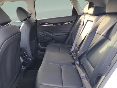 Certified 2025 Kia Seltos EX w/ EX Sunroof Package image 10