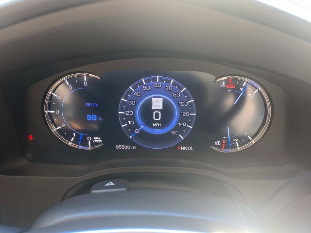 Used 2018 Cadillac Escalade Luxury w/ LPO, Radiant Package AWD/4WD image 18