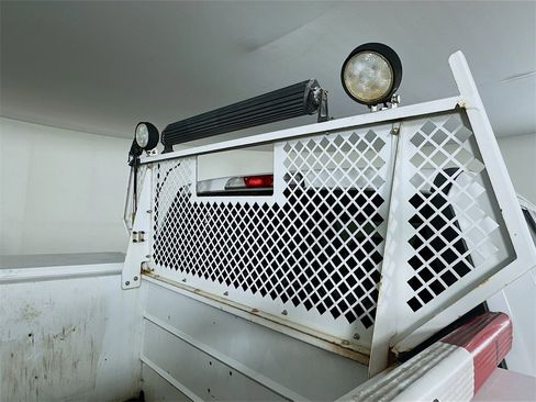 Used 2019 Ford F350 XL w/ Power Equipment Group image 44