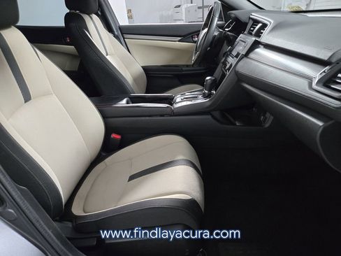 Used 2018 Honda Civic Sport image 17