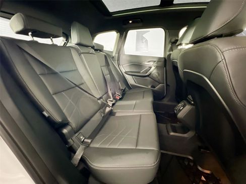 Used 2025 BMW X1 xDrive28i w/ Technology Package image 25