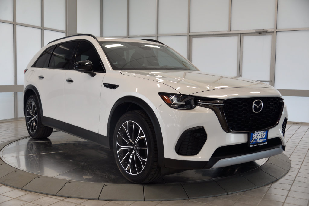 Certified 2025 MAZDA CX-70 Plug-In Hybrid w/ Premium Pkg AWD/4WD image 2