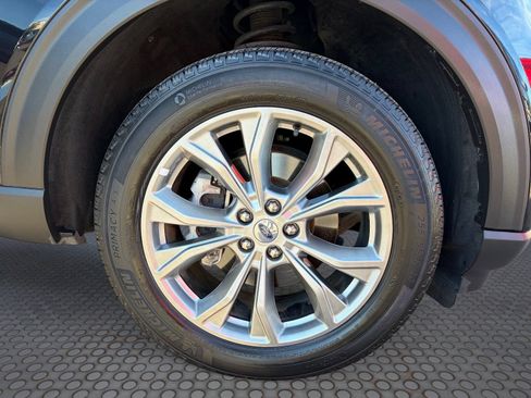 Used 2024 Ford Explorer Limited AWD/4WD image 10