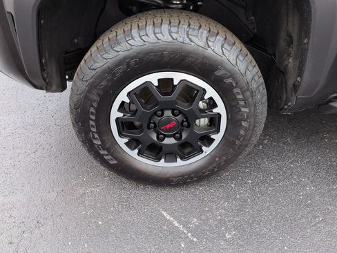 Used 2026 Toyota Tacoma TRD Off-Road AWD/4WD image 27